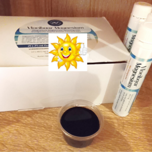 Magnesium bisglycinaat vloeibaar met zwarte bes smaak in een handig buisje van 25 ml om mee te nemen voor onderweg. Massagepraktijk Herma in Harfsen - In je hum met magnesium in Harfsen bij Lochem in de Achterhoek